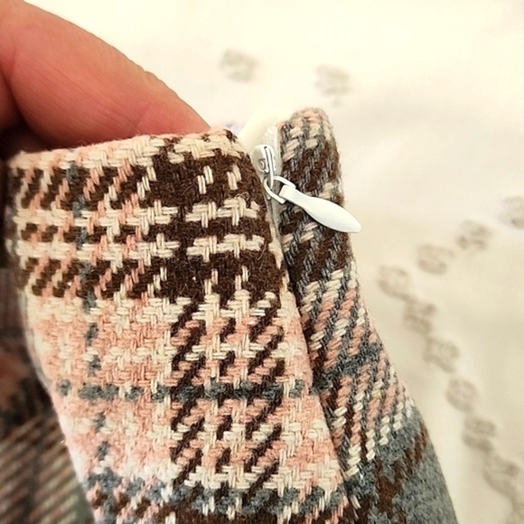 NWT Area Stars plaid mini skirt size large grey brown and pink - Picture 6 of 6